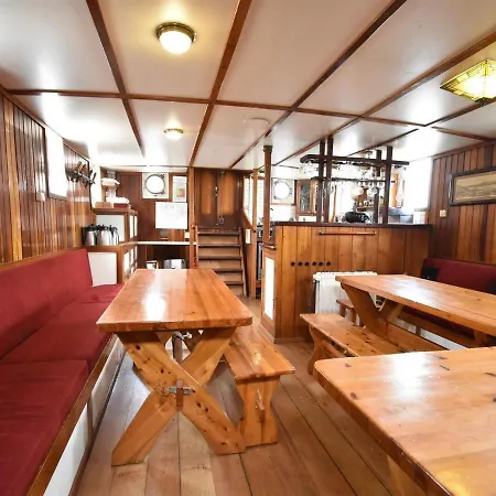 보트호텔 Zeilschip Marie Galante *