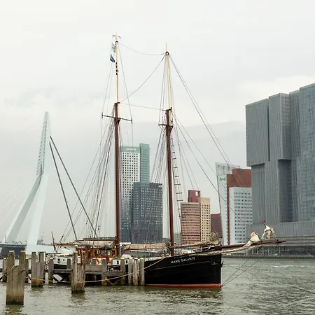 Botel Zeilschip Marie Galante