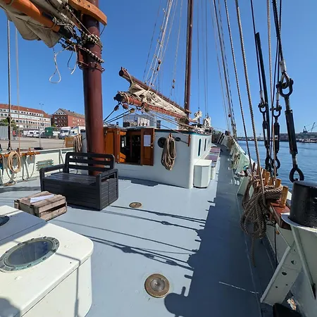Zeilschip Marie Galante *