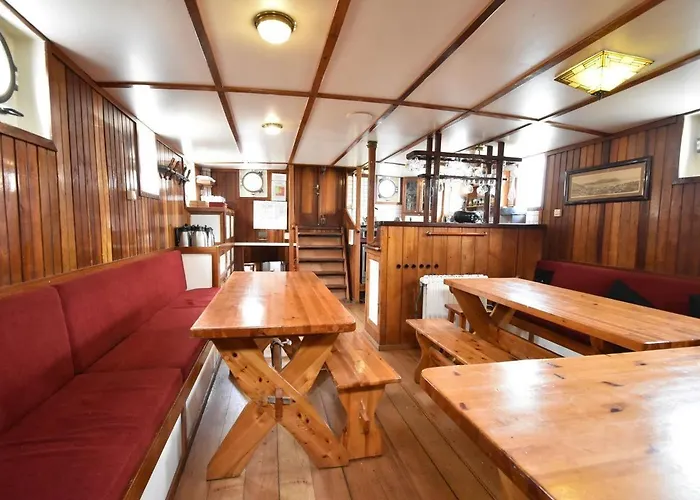 Hotel en barco Zeilschip Marie Galante *