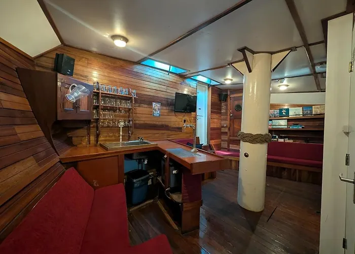 بوتيل Zeilschip Marie Galante