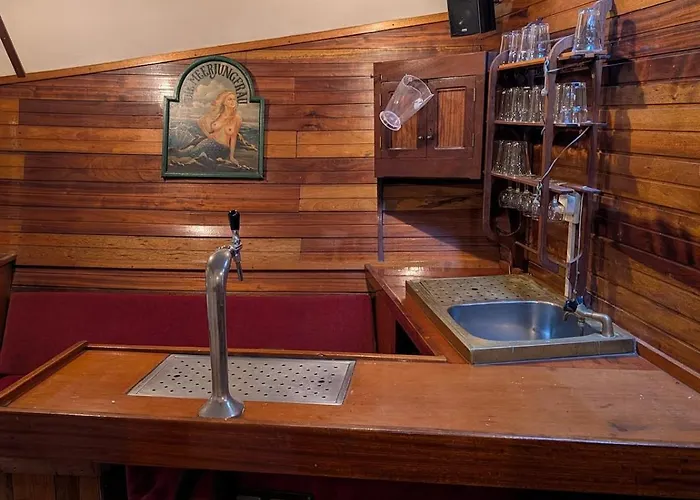 Zeilschip Marie Galante Hotel en barco