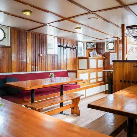 Úszó hotel Zeilschip Marie Galante *