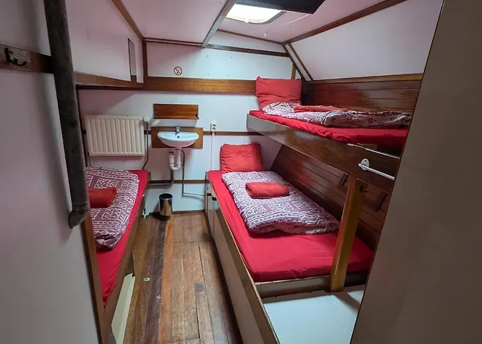 Úszó hotel Zeilschip Marie Galante *