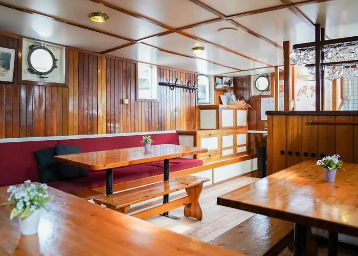 Úszó hotel Zeilschip Marie Galante *